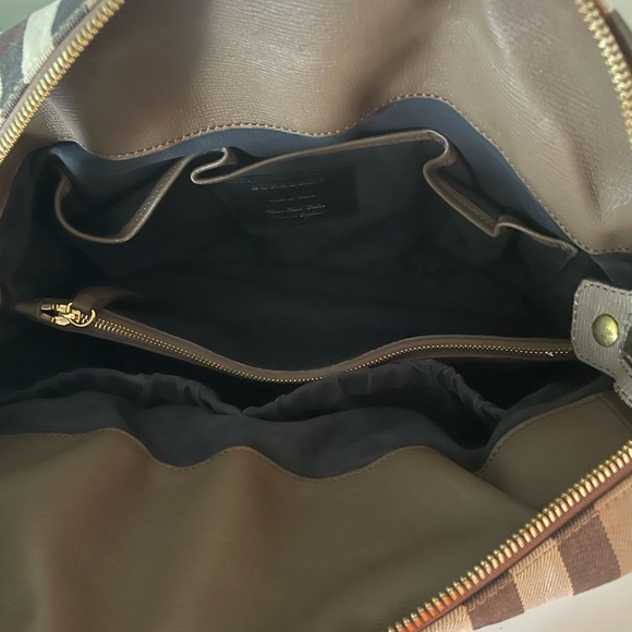 Burberry Black Leather Detail